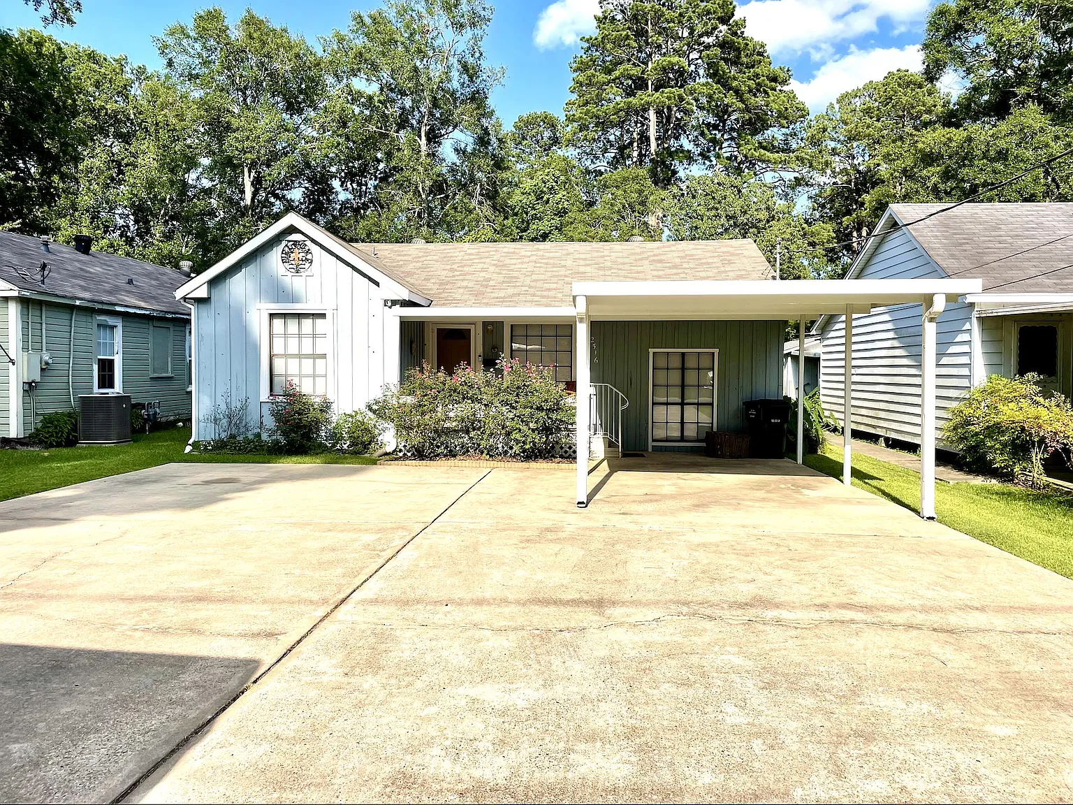3 bed, 1182 sqft, $1,500 — Photo 2