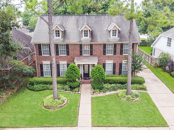 2nd image of 15423 Redbud Leaf Ln