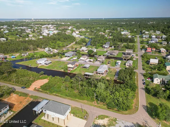 0 Arizona St Lot 4, Bay Saint Louis, MS 39520