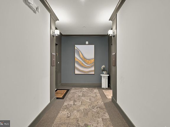 4th image of 3501 Bellflower Ln #201
