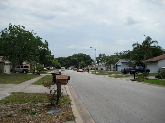 4th image of 1955 Hastings Dr