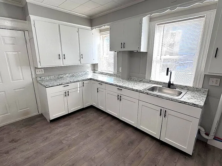 25 Greenmount Ter #A — Photo 2