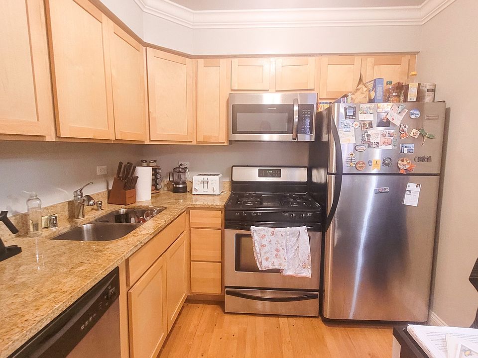 1st image of 5454 S Everett Ave APT 2D