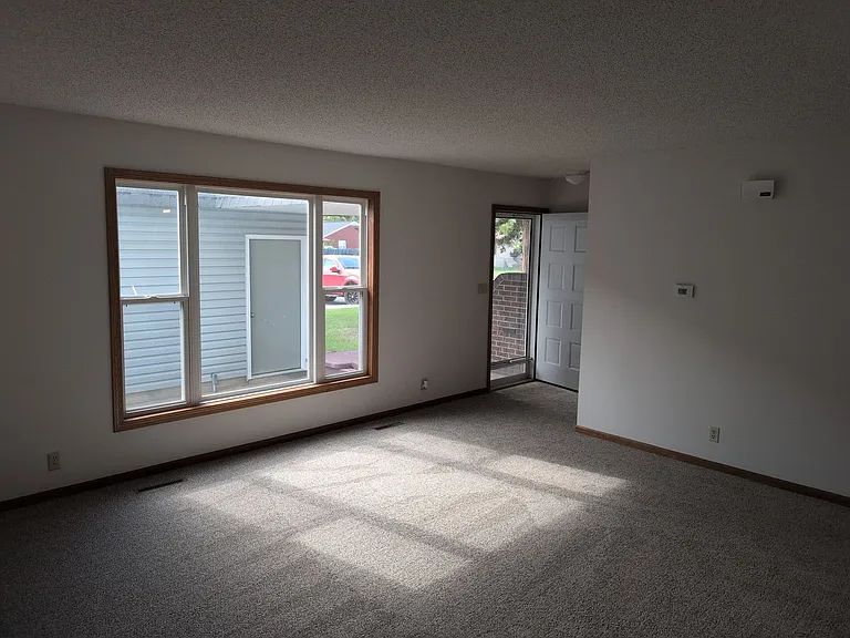 2210 Mirwyn Ct — Photo 10