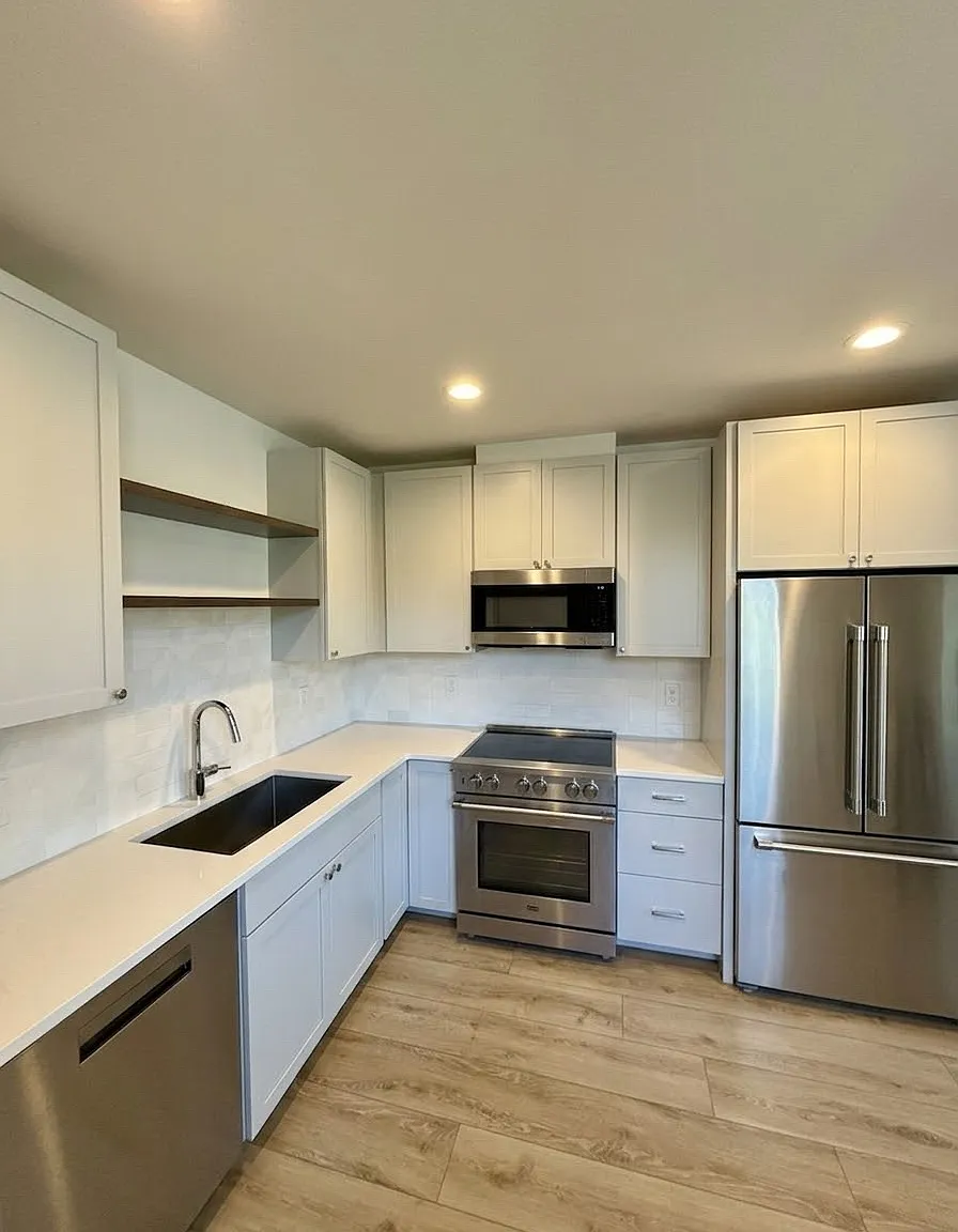 2 bed, 1040 sqft, $3,400 — Photo 3