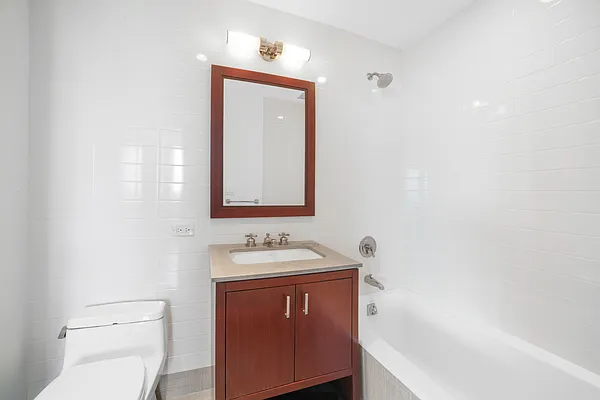 Rented by Nest Seekers International | media 14