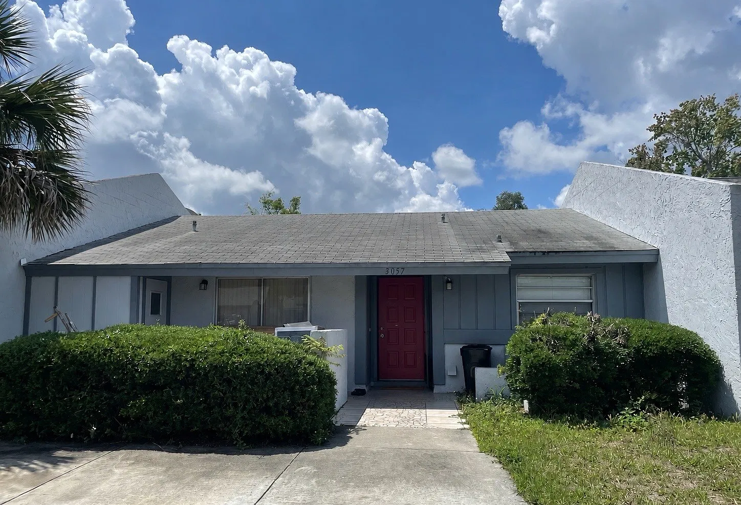 2 bed, 1038 sqft, $1,899 — Photo 1