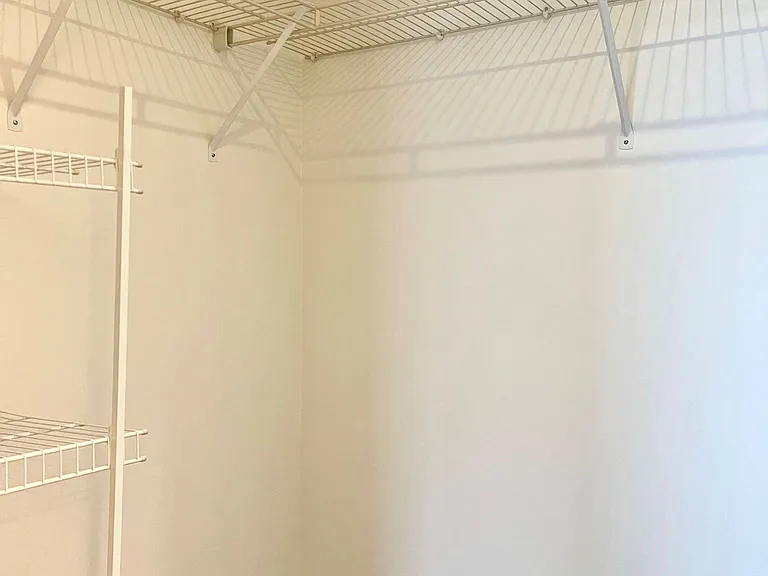 25 Greenview Ave #2325 — Photo 8