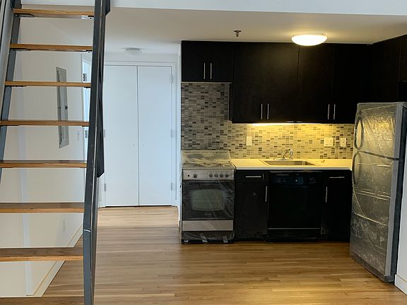 2nd image of 342 Eldert St #320