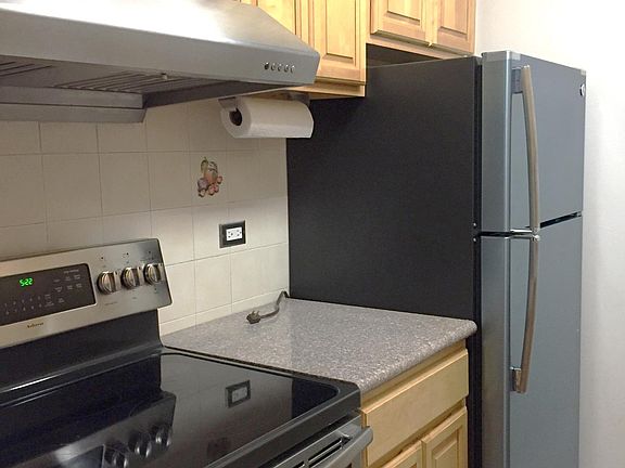 4th image of 13777 45th Ave APT 5P