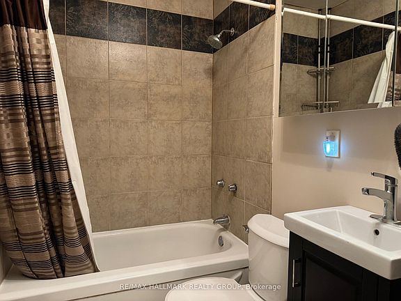 3rd image of 89 Princess St #2