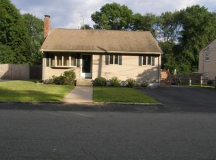 279 Seaver St, Stoughton, MA 02072