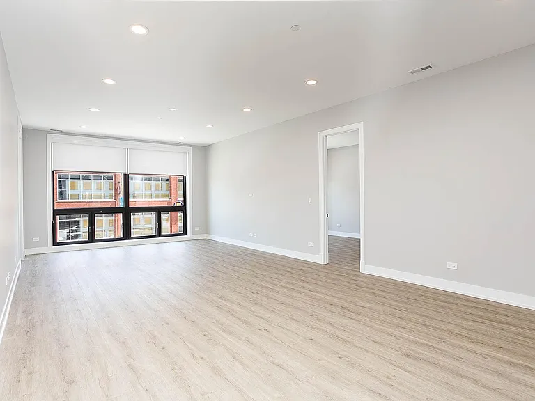 1606 S Ashland Ave #402 — Photo 11