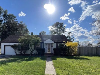287 Arnold Rd, Coventry, RI, 02816
