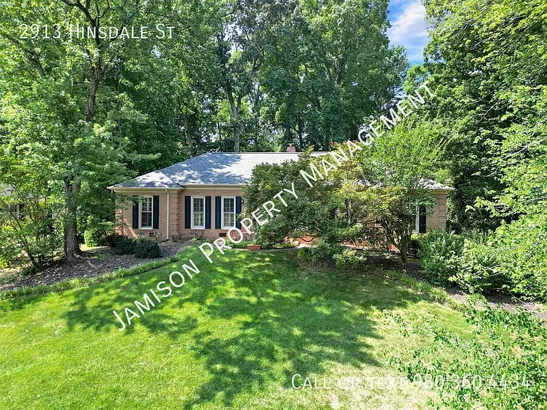 2913 Hinsdale St — Photo 29
