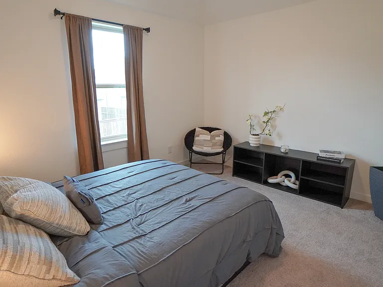 5727 Huffines Blvd — Photo 32
