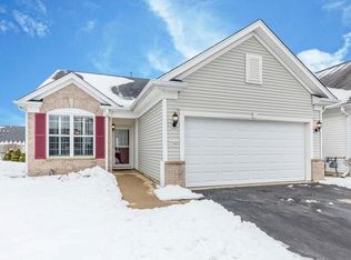 12484 Castle Rock Dr, Huntley, IL 60142