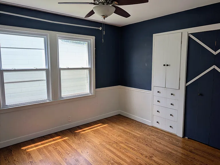 5800 Floyd St — Photo 12