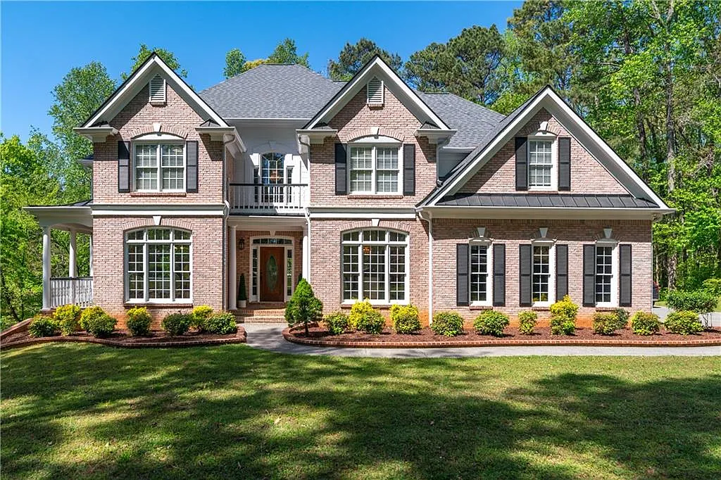 4 bed, 4.5 bath, $3,200 — Photo 1