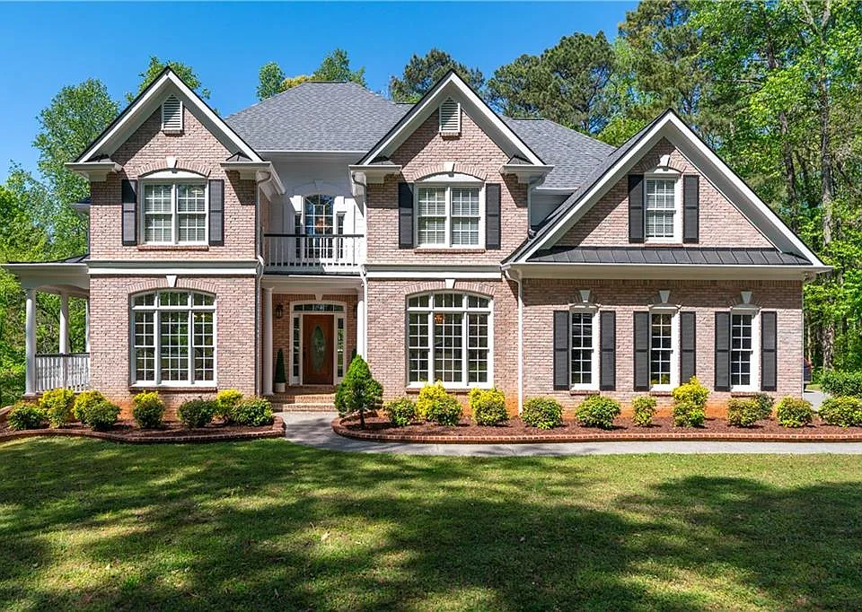 166 Windrift Dr