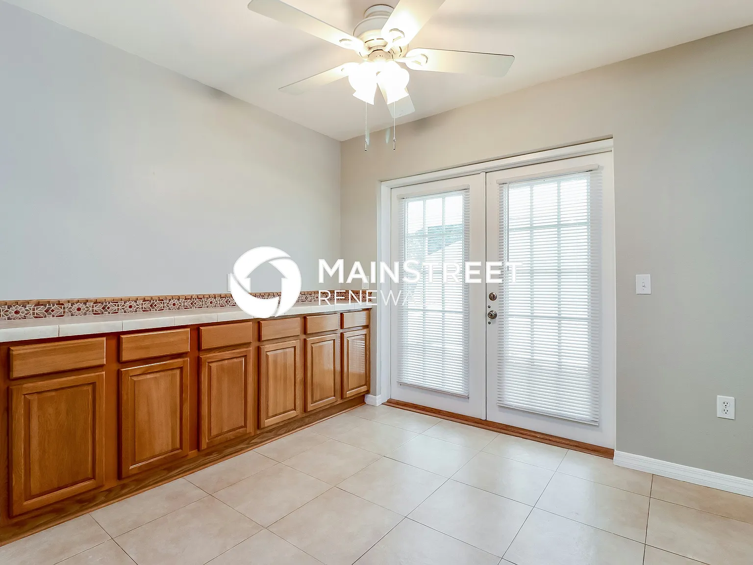 15903 Villa Dr — Photo 4