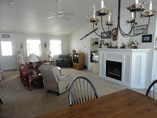 4th image of 180 Golden Rod Dr