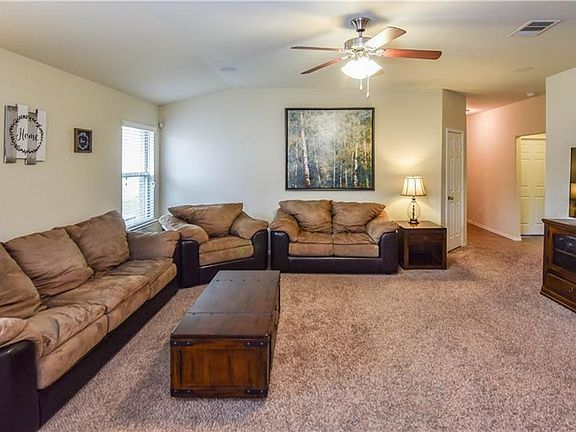 3rd image of 5200 Katy Creek Ln