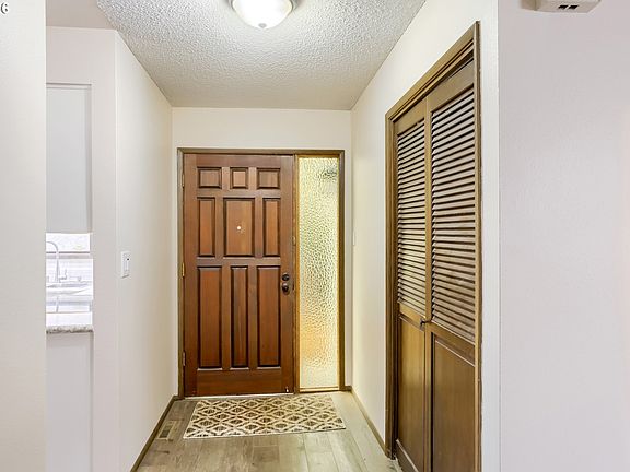 5th image of 13603 NE Regents Dr