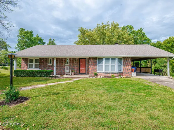 734 S Summit Dr, Holts Summit, MO 65043