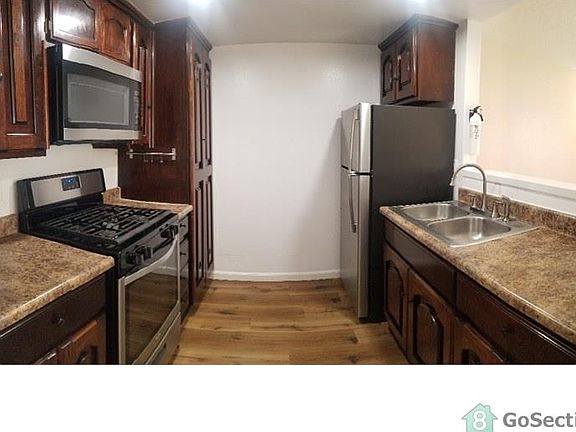 2nd image of 2315 W 54th St APT 3