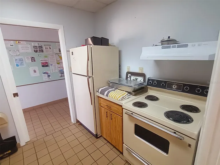 5221 Beechmont Ave — Photo 47