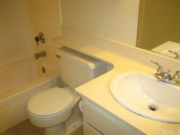 4th image of 2993 N Cottonwood St #18