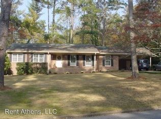 530 Riverhill Dr, Athens, GA 30606