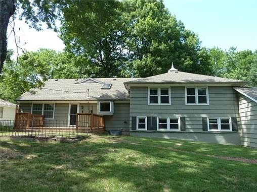 2nd image of 3331 W 92nd St
