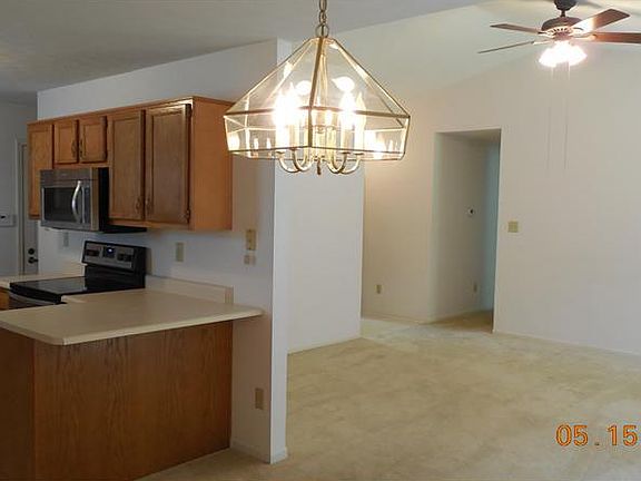 4th image of 6059 Miller Woods Ln