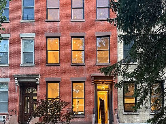 2nd image of 122 3rd Pl APT 2