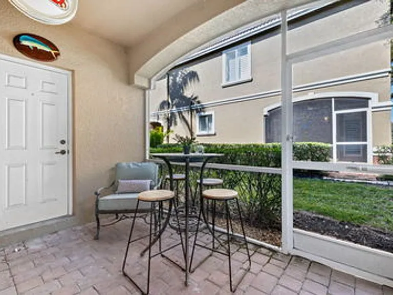 17529 Laurel Grove Ct — Photo 14