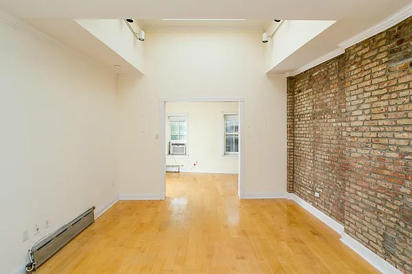 Rented by Centennial Properties NY | media 112