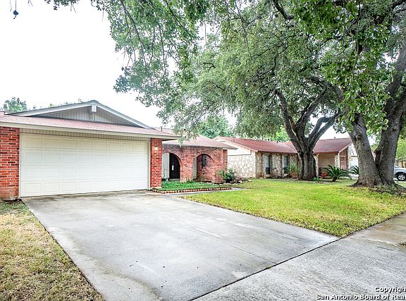 3rd image of 8662 Tanbark Dr