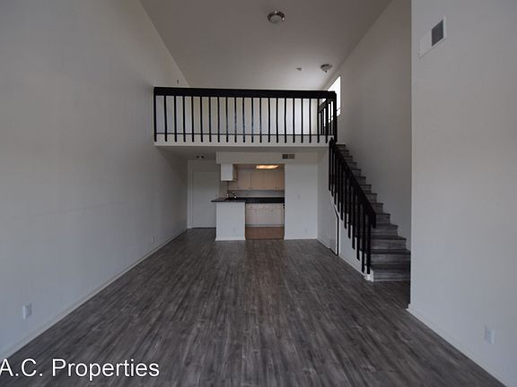 4th image of 6401 Riverton Ave APT 210