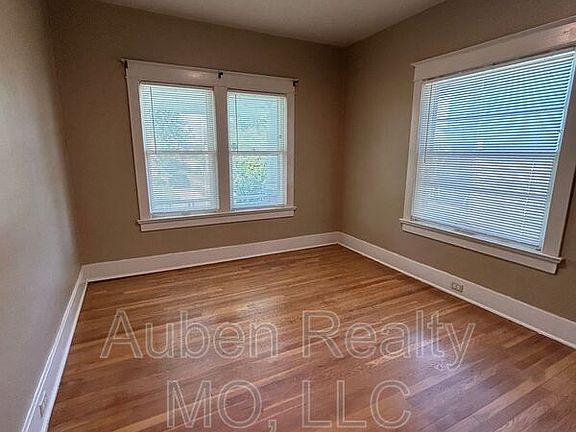 5th image of 5313 Charlotte St