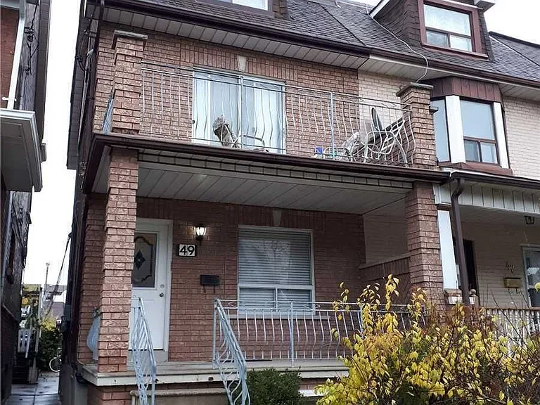 49 Boon Ave #LOWER — Photo 12