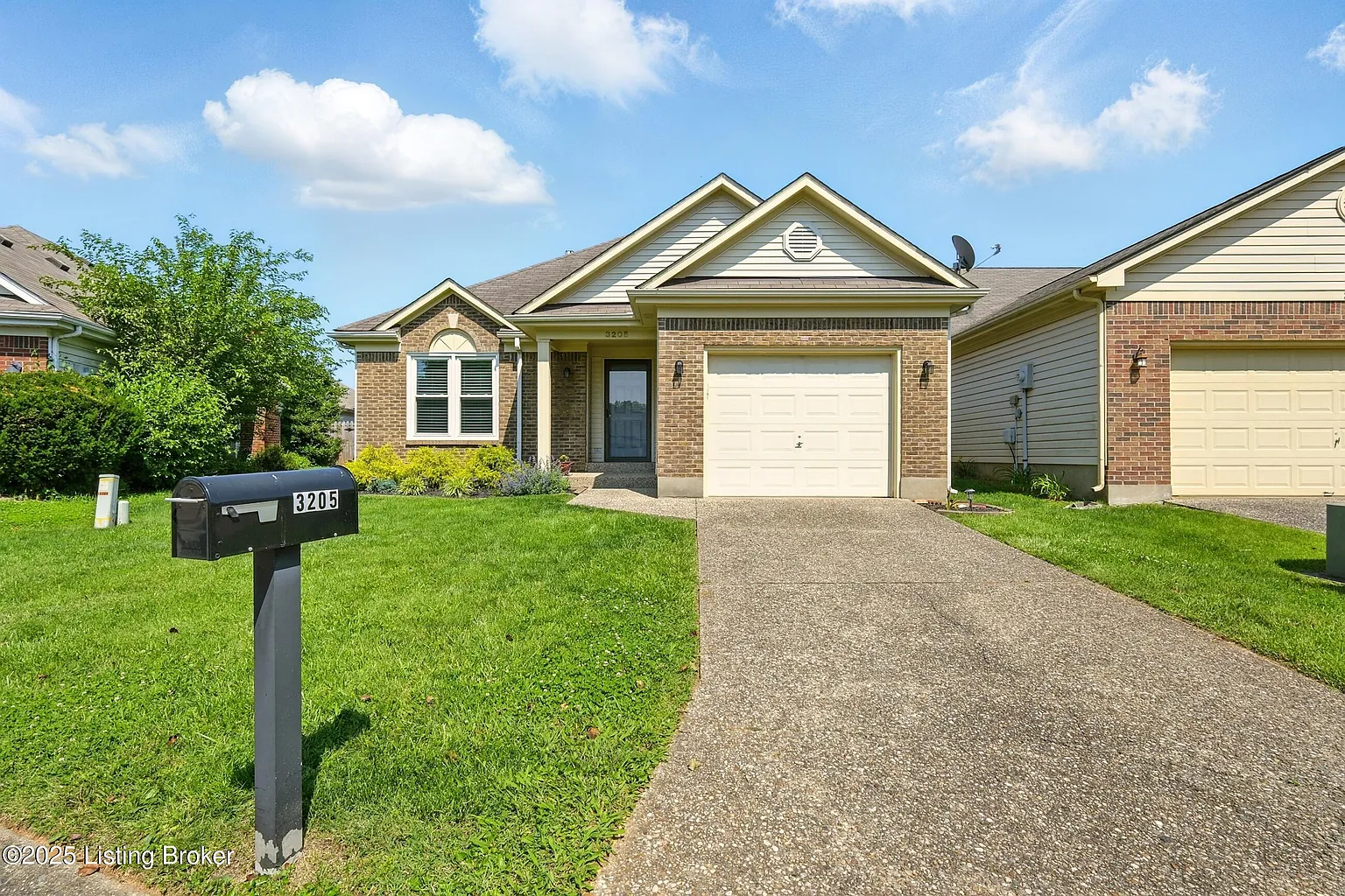 3205 Dewdrop Ct photo 1