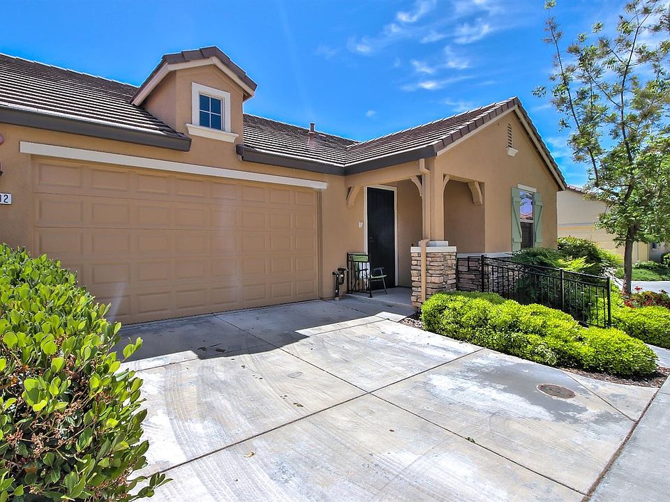 2nd image of 1392 Marseille Ln