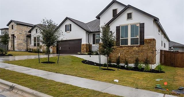 1st image of 172 Lavaca Heights Dr