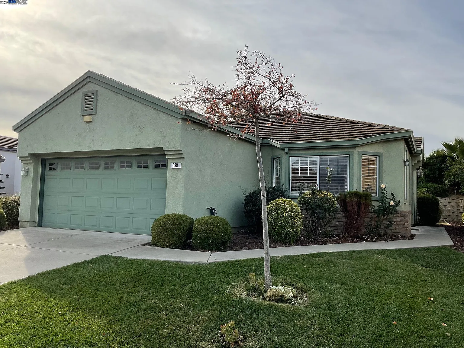 599 Turnberry Ter photo 1