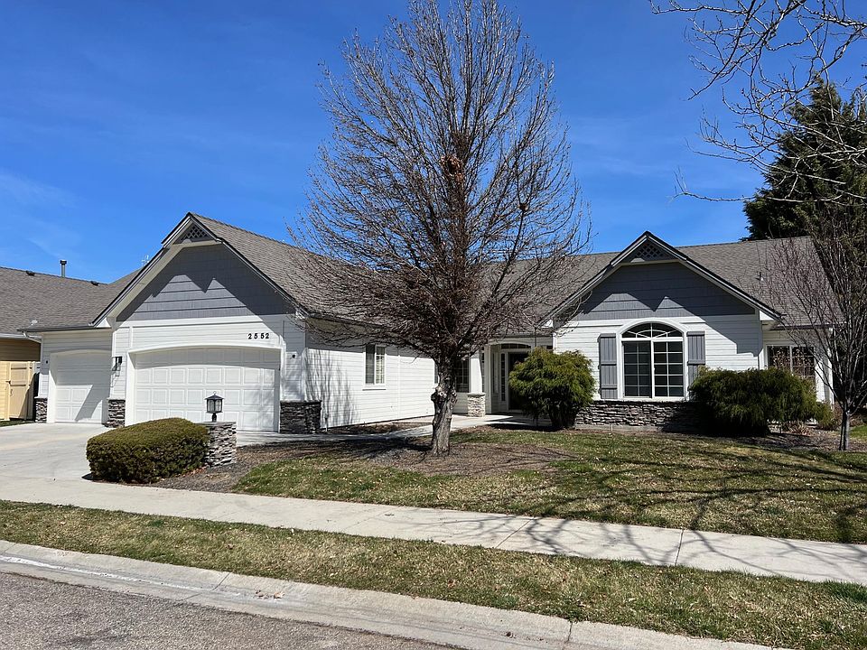 1st image of 2552 N Crooked Creek Way