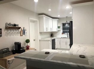 510 SW 69th Ter, Pembroke Pines, FL 33023