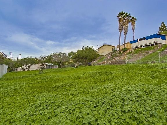 5th image of 4400 Hilltop Dr