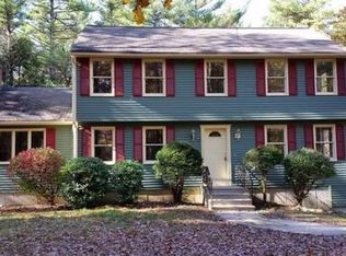 24 Lakin St, Pepperell, MA 01463